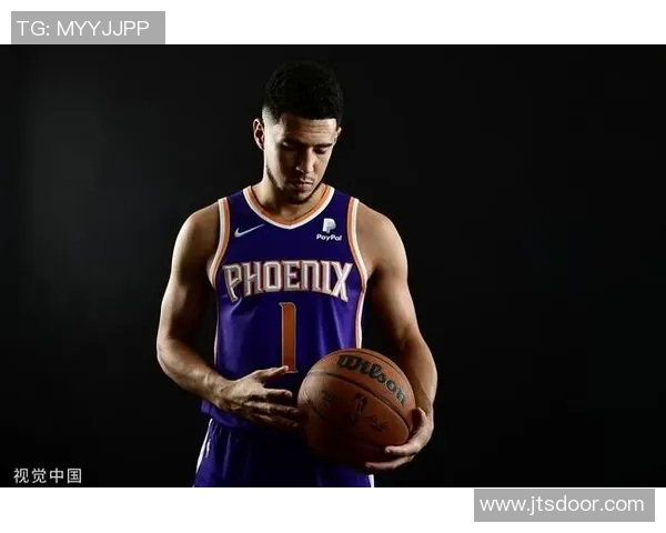 战术革新!新教练如何激活布克? 战术革新!新教练如何激活布克?