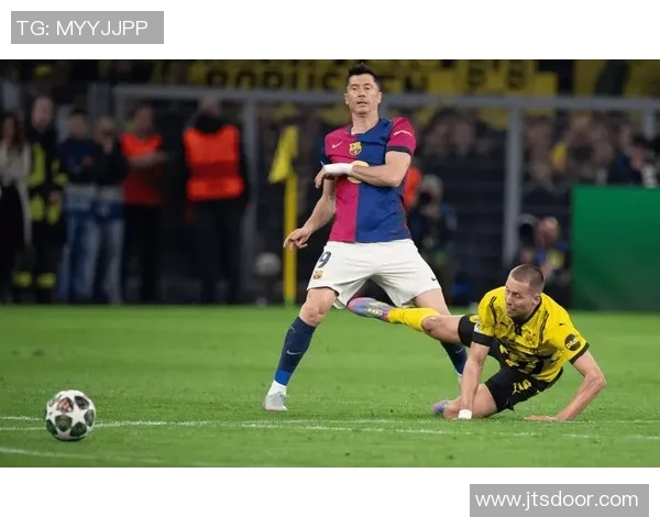 巴萨这一举动引发球迷强烈反应 社交媒体上热议不断 巴萨这一举动引发球迷强烈反应 社交媒体上热议不断